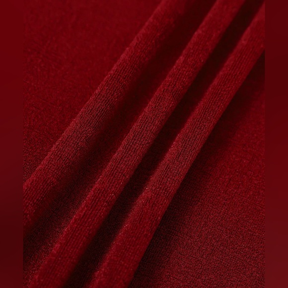 NWT RIHOAS Women's Wine Red Mock Neck Sleeveless Knit Top Sz OS - Picture 7 of 8